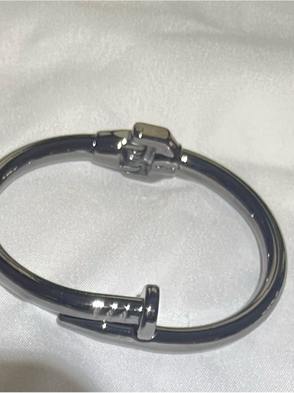 Black  Hammered Nail Bracelet - Classic Metal Cuff